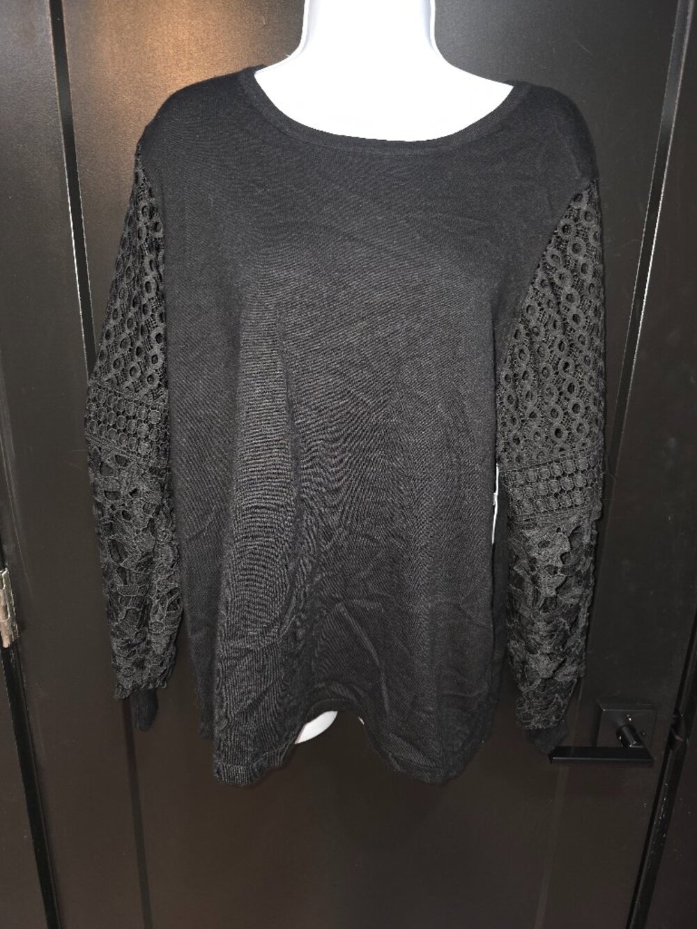 Chico's Black Lace Arm Sweater Sz 2 (Large)